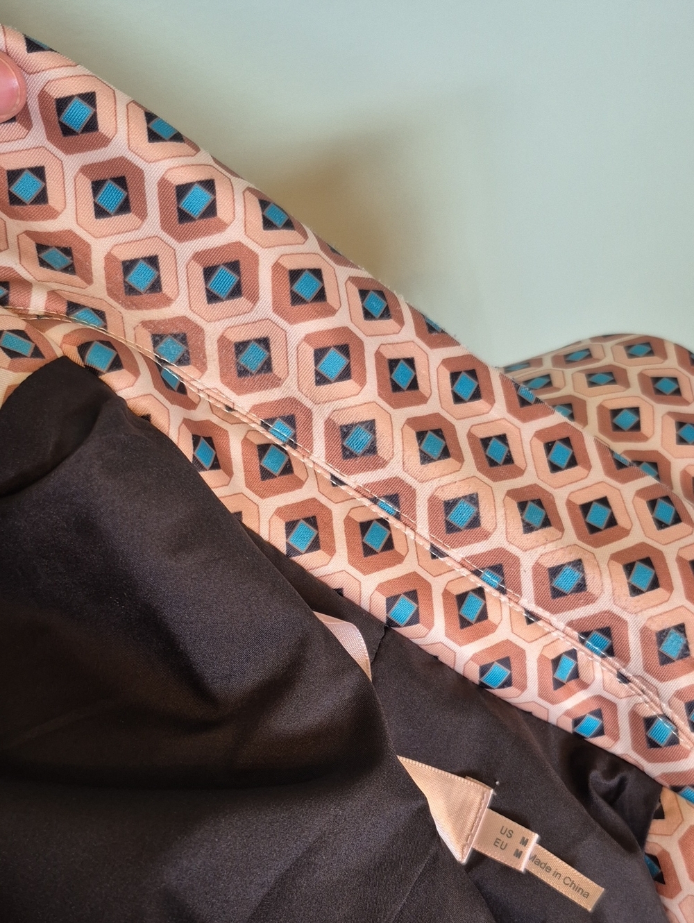 Esqualo Women's Tan Geometric Modern Print Structured Blazer Size Medium - Picture 9 of 9